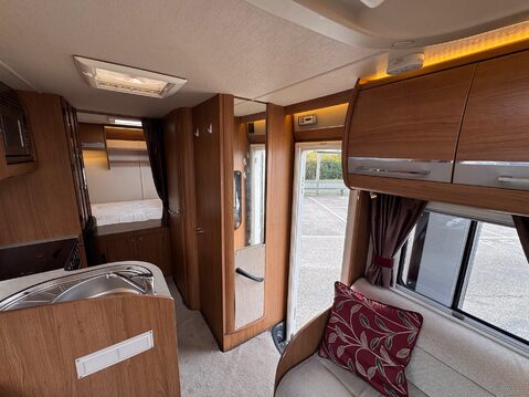 Auto-Trail Apache 632 AWAITING PREPARATION 18