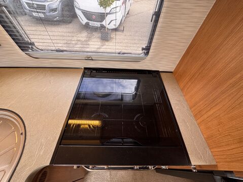 Auto-Trail Apache 632 AWAITING PREPARATION 28