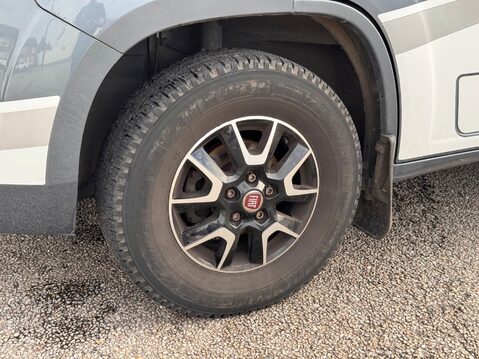 Auto-Trail Apache 632 AWAITING PREPARATION 12