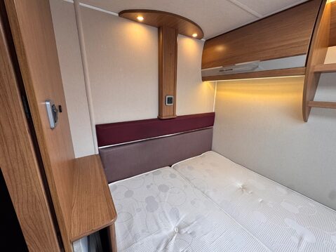 Auto-Trail Apache 632 AWAITING PREPARATION 20