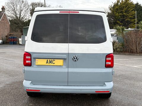 Volkswagen Transporter 12