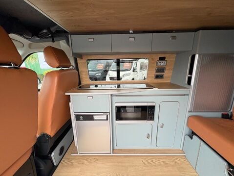 Volkswagen Transporter 28