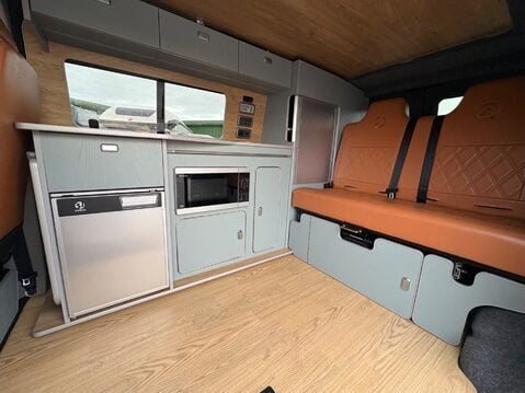 Volkswagen Transporter 30