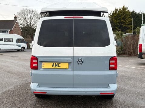 Volkswagen Transporter 11