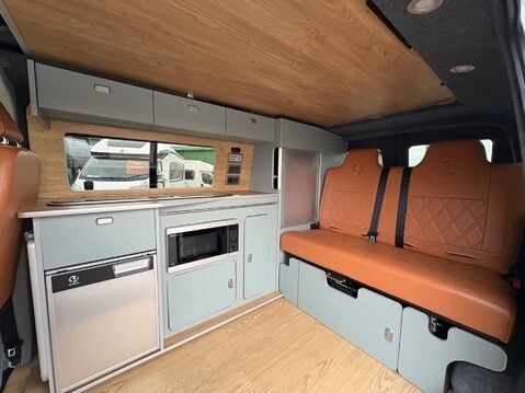 Volkswagen Transporter 29