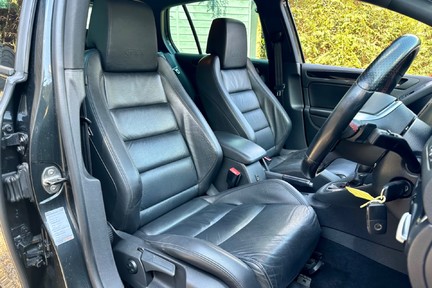 Volkswagen Golf GTI DSG - 2 OWNERS - ULEZ - SAT NAV - HEATED SEATS 9