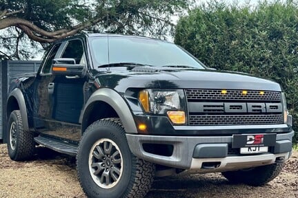 Ford F150 Raptor SVT 1