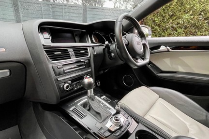 Audi S5 3.0 TFSI V6 Black Edition S Tronic quattro Euro 5 (s/s) 2dr 15