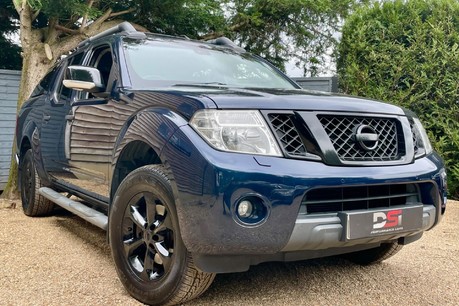 Nissan Navara 2.5 dCi Tekna 4WD Euro 5 4dr