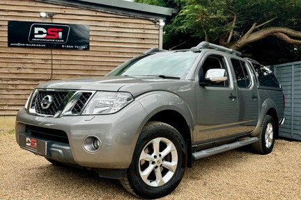 Nissan Navara 2.5 dCi Tekna 4WD Euro 5 4dr 2