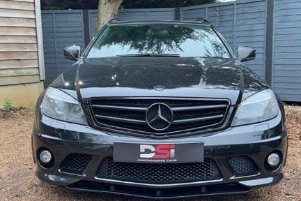 Mercedes-Benz C Class 6.3 C63 V8 AMG G-Tronic Euro 4 5dr 2