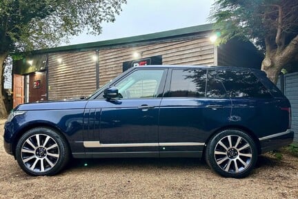 Land Rover Range Rover 4.4 SD V8 Autobiography Auto 4WD Euro 5 5dr 4