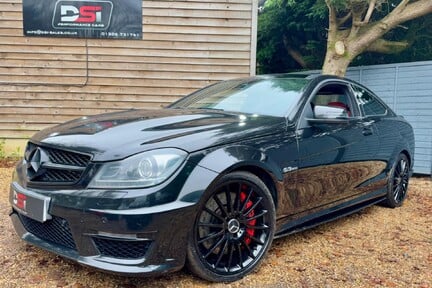 Mercedes-Benz C Class 6.3 C63 V8 AMG Edition 125 SpdS MCT Euro 5 2dr 3