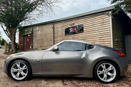 Nissan 370Z 3.7 V6 GT Ultimate Euro 4 3dr 5