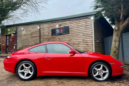 Porsche 911 3.6 997 Carrera 4 AWD 2dr 8