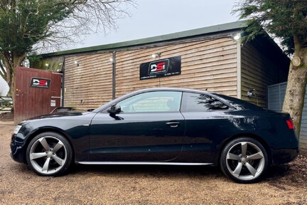 Audi A5 2.0 TDI Black Edition S Tronic quattro Euro 5 (s/s) 2dr 7