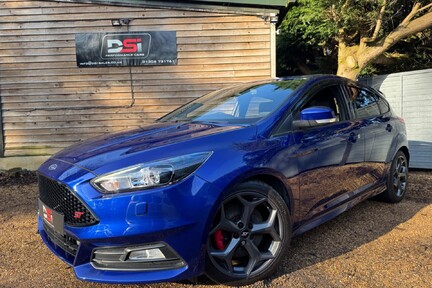 Ford Focus 2.0T EcoBoost ST-3 Euro 6 (s/s) 5dr 3