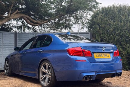 BMW M5 4.4 V8 DCT Euro 5 (s/s) 4dr 4