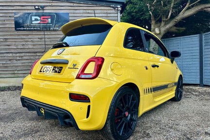 Abarth 595 1.4 T-Jet Competizione Euro 6 3dr 9