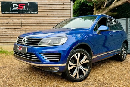 Volkswagen Touareg 3.0 TDI V6 BlueMotion Tech R-Line Tiptronic 4WD Euro 6 (s/s) 5dr 3