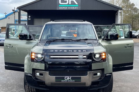 Land Rover Defender 3.0 TD X MHEV AUTO P400- PANORAMIC SUNROOF - MERIDIAN SOUND SYSTEM 13