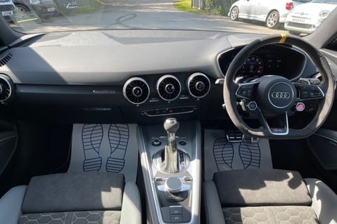 Audi TT RS TFSI QUATTRO ICONIC EDITION - VAT Q - 1/11 IN UK - COLLECTORS CAR 10