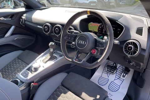 Audi TT RS TFSI QUATTRO ICONIC EDITION - VAT Q - 1/11 IN UK - COLLECTORS CAR 11