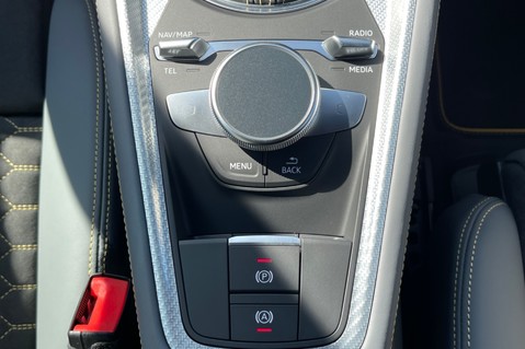 Audi TT RS TFSI QUATTRO ICONIC EDITION - VAT Q - 1/11 IN UK - COLLECTORS CAR 63