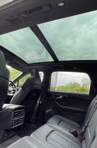 Audi SQ7 SQ7 TDI QUATTRO VORSPRUNG-MHEV - PANORAMIC SUNROOF - HEATED & COOLED SEATS 
