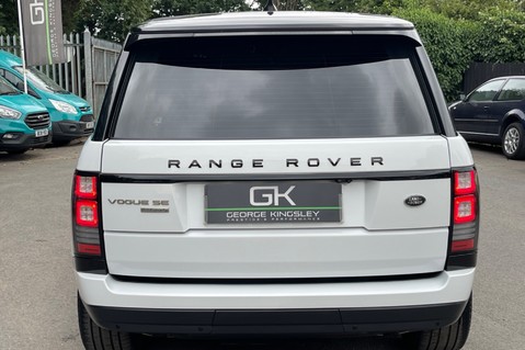 Land Rover Range Rover TDV6 VOGUE -SLIDING PAN ROOF -22 INCH TURBINES -BLACK DESIGN PACK 7