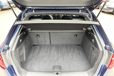 Audi A3 SPORTBACK TFSI BLACK EDITION - APPLE CAR PLAY -COSMOS BLUE - 4 NEW TYRES 50
