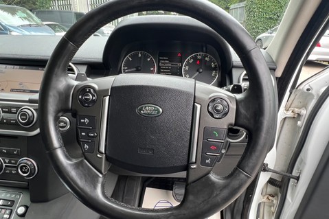 Land Rover Discovery SDV6 GRAPHITE -LOCKING REAR DIFF -360 CAMERA -MERIDIAN -HEATED STEERING WHE 9