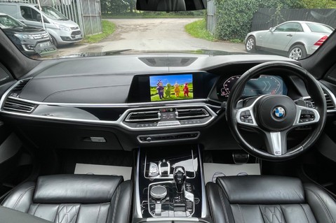 BMW X7 M50D -£6K EXTRAS -PRO REAR ENTERTAINMENT -TECH PACK -6 SEATS -FULL BMW S/H 7