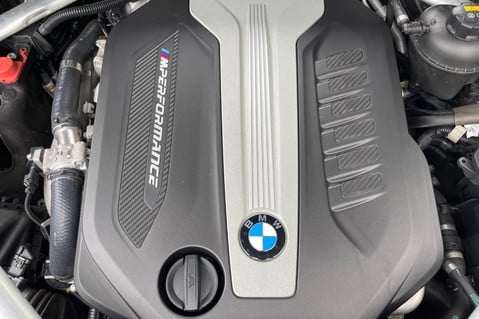 BMW X7 M50D -£6K EXTRAS -PRO REAR ENTERTAINMENT -TECH PACK -6 SEATS -FULL BMW S/H 90