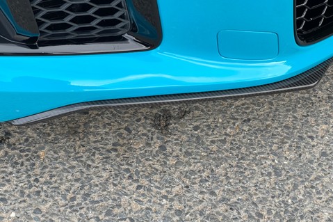 Audi R8 SPYDER V10 QUATTRO - RARE COLOUR - FACTORY MIAMI BLUE 13