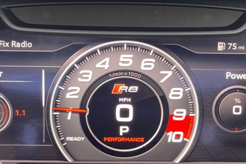 Audi R8 SPYDER V10 QUATTRO - RARE COLOUR - FACTORY MIAMI BLUE 51