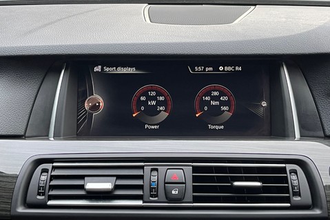 BMW 5 Series 530D LUXURY TOURING -ULEZ / CAZ COMPLIANT -£5K EXTRAS - HUD -REVERSE CAMERA 53