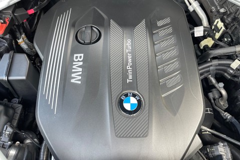 BMW X5 XDRIVE30D M SPORT -BODYKIT -SKYLOUNGE PAN ROOF-7 SEATS -PLUS PK -COMFORT PK 95