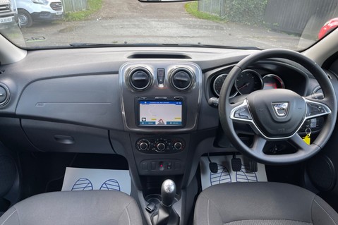 Dacia Sandero COMFORT TCE - PARKING SENSORS - CRUISE CONTROL - ECONONMICAL 10