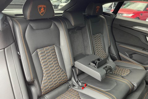 Lamborghini Urus V8 - ORANGE -AKRAPOVIC EXHAUST -PAN ROOF -B&O-MASSAGE SEATS-BLIND SPOT -ACC 37