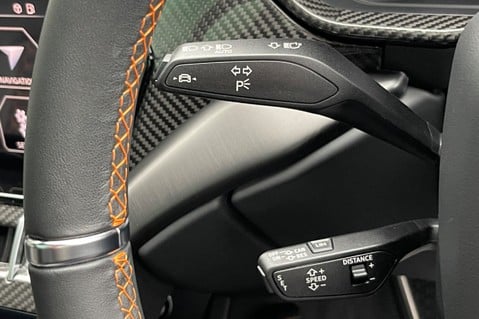 Lamborghini Urus V8 - ORANGE -AKRAPOVIC EXHAUST -PAN ROOF -B&O-MASSAGE SEATS-BLIND SPOT -ACC 65