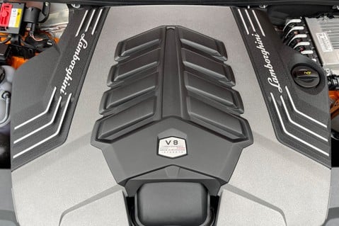 Lamborghini Urus V8 - ORANGE -AKRAPOVIC EXHAUST -PAN ROOF -B&O-MASSAGE SEATS-BLIND SPOT -ACC 76