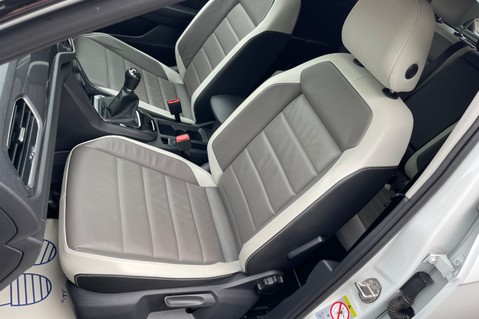 Volkswagen T-Roc SEL TDI EVO - LEATHER INTERIOR -APPLE CAR PLAY -ADAPTIVE CRUISE - 1 OWNER 3