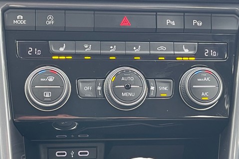 Volkswagen T-Roc SEL TDI EVO - LEATHER INTERIOR -APPLE CAR PLAY -ADAPTIVE CRUISE - 1 OWNER 38