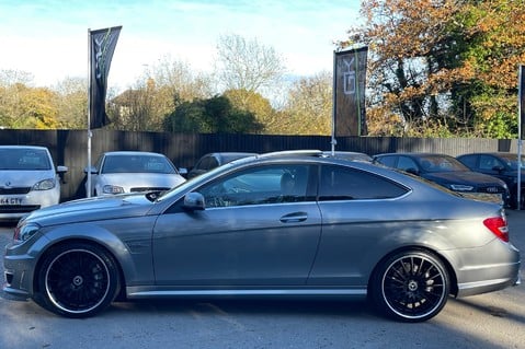 Mercedes-Benz C Class C63 AMG COUPE - 2 OWNERS - FULL MERCEDES SERVICE HISTORY 7