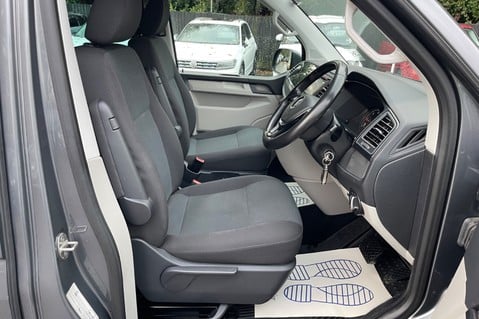 Volkswagen Transporter T32 BITDI 4MOTION BMT DSG - HEATED SEATS -ELECTRIC DOORS -REVERSE CAMERA 34