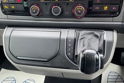 Volkswagen Transporter T32 BITDI 4MOTION BMT DSG - HEATED SEATS -ELECTRIC DOORS -REVERSE CAMERA 38