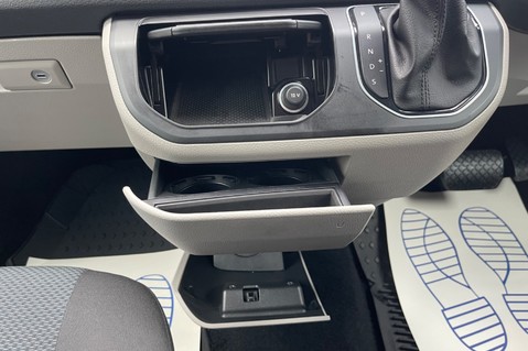 Volkswagen Transporter T32 BITDI 4MOTION BMT DSG - HEATED SEATS -ELECTRIC DOORS -REVERSE CAMERA 42