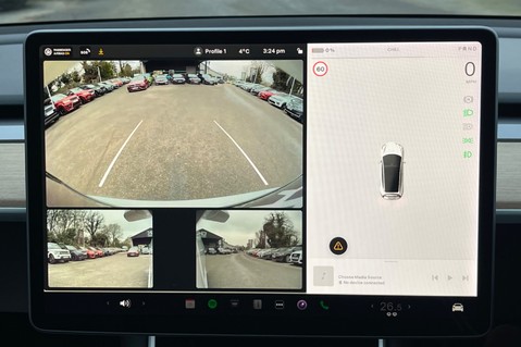 Tesla Model 3 PERFORMANCE UPGRADE DUAL MOTOR AWD - VAT Q -1 OWNER  11