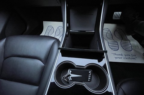 Tesla Model 3 PERFORMANCE UPGRADE DUAL MOTOR AWD - VAT Q -1 OWNER  44